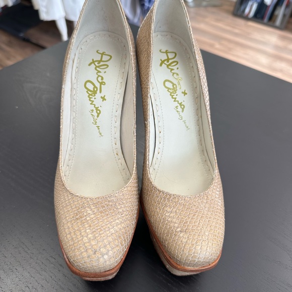 Size 38 - Picture 3 of 10